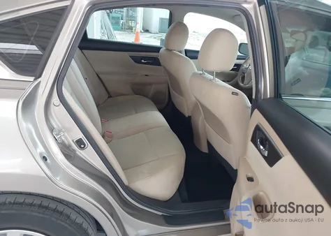 2015 Nissan Altima 2.5 S из США, поврежденный, VIN 1N4AL3AP7FC222881